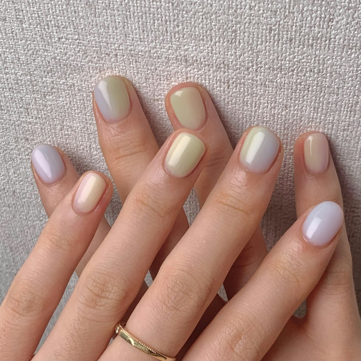 Pastel manicure